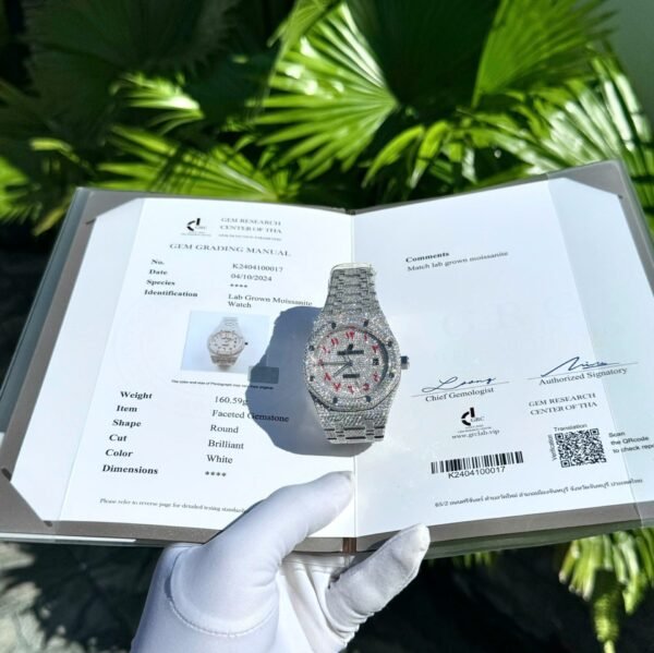 Audemars Piguet Best Replica Watch Custom Diamonds Moissanite Hong Kong 41mm
