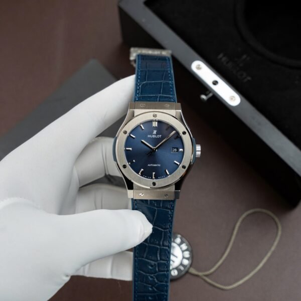 Hublot Classic Fusion Titanium Blue Replica Watches Movement SW300 Crocodile Leather Strap 42mm