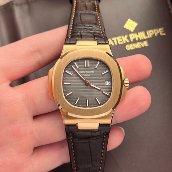 Patek Philippe Nautilus 5711 Replica Watch Leather Strap 3K Factory 40mm